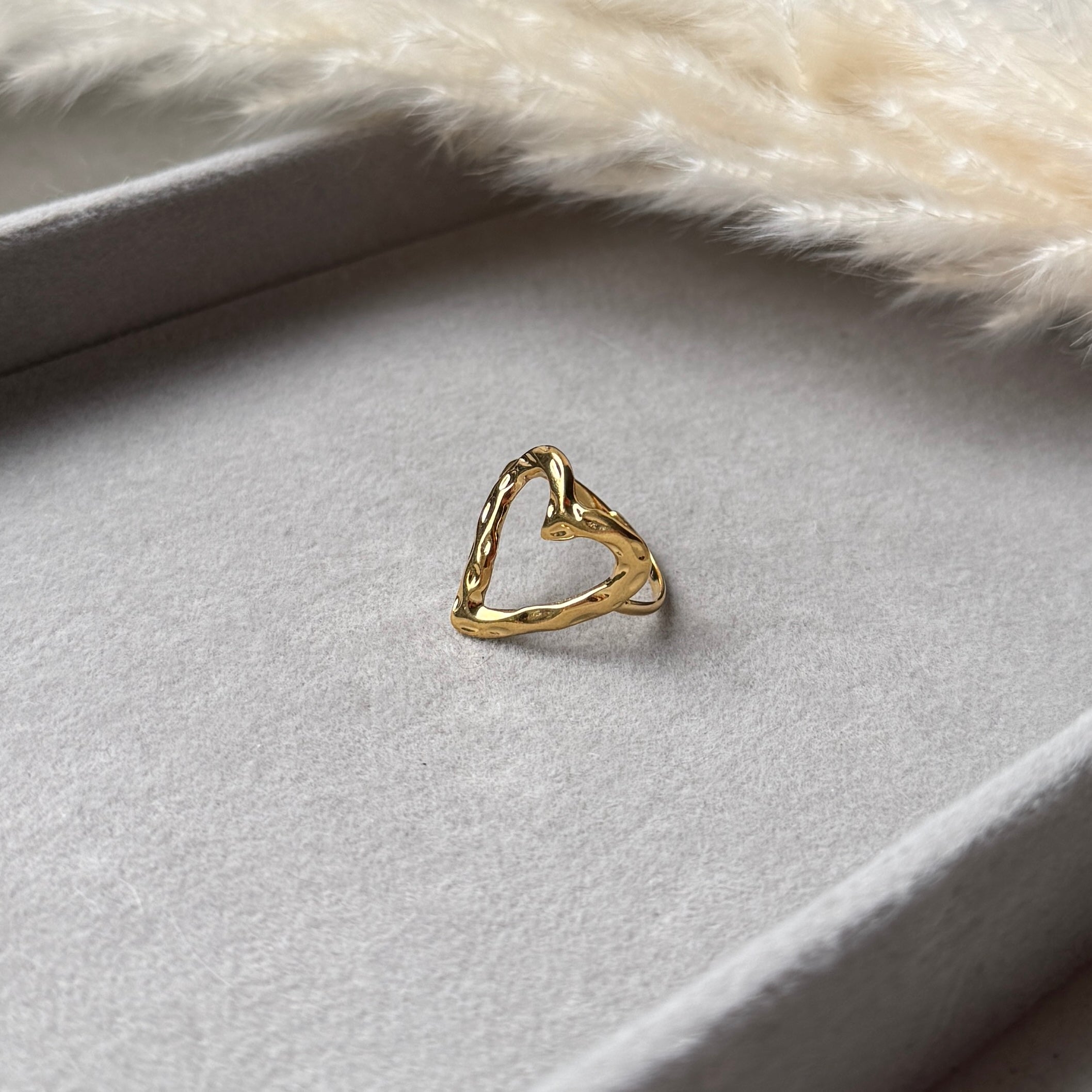 Amoré Heart – Goldener Herz-Ring