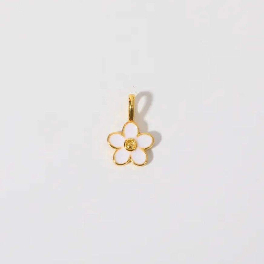 Mini Blossom – Blumen Anhänger in Weiß & Gold