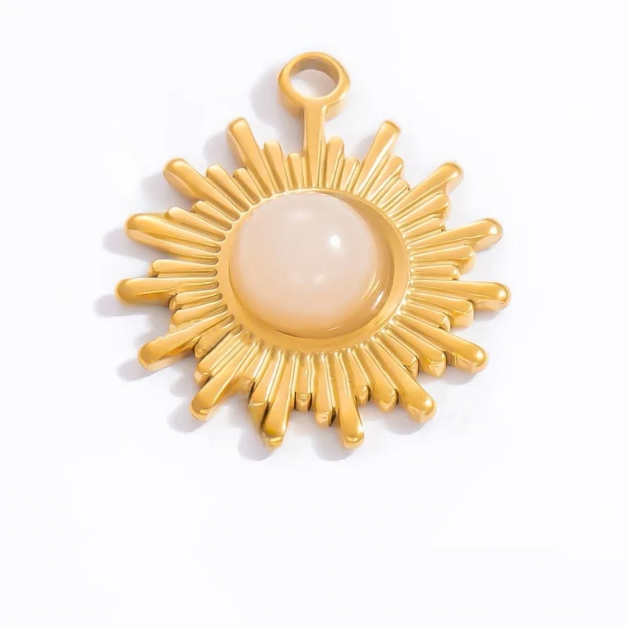 Sunrise Glow – Sonnen Anhänger mit Perlmutt