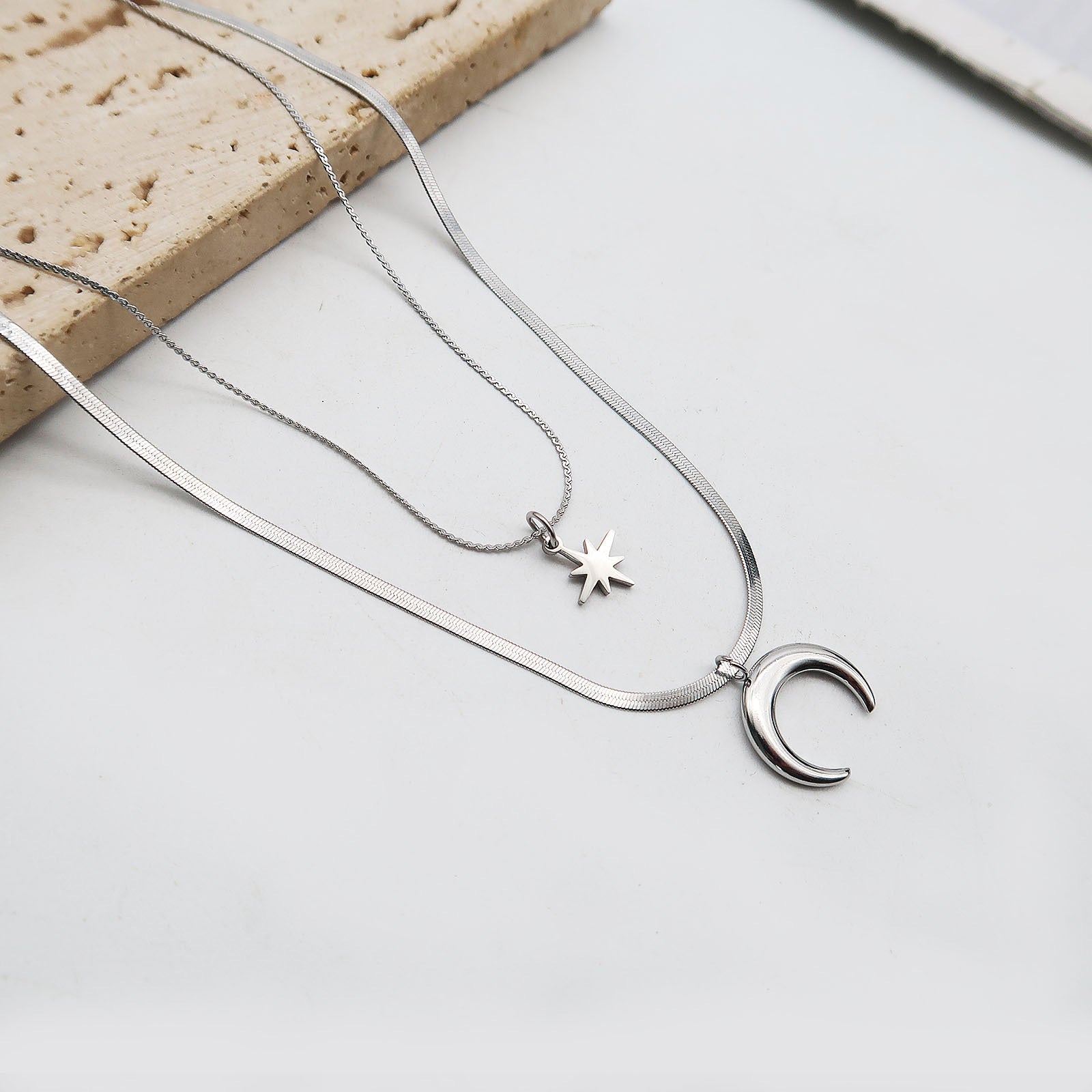 Lunar Starlight Duo – Layered Necklace in Silber