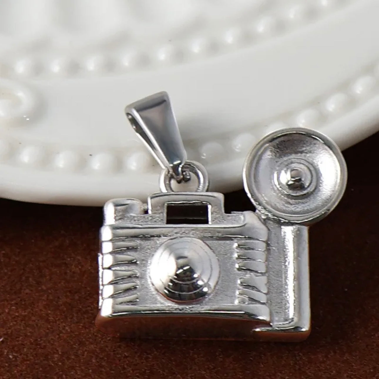 Retro Camera – Vintage Kamera Anhänger
