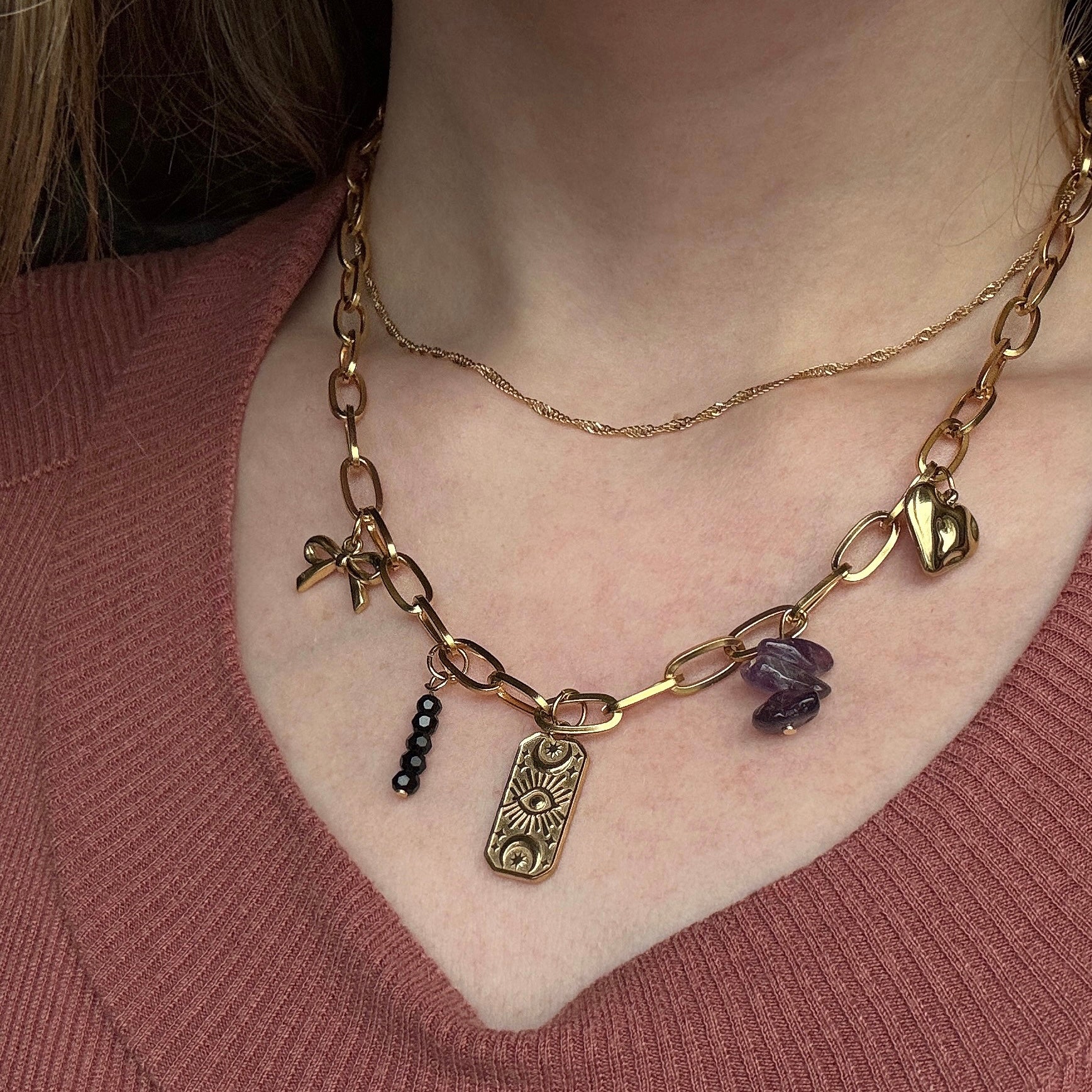 Celestial Glow – Statement Gliederkette mit Herz, Amethyst & Mystic Eye Charm | Layering Look