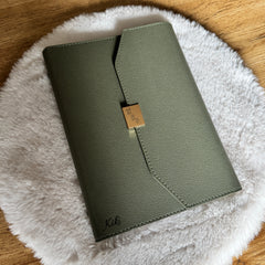 Personalisiertes A5 Ringbuch aus PU Leder | grau