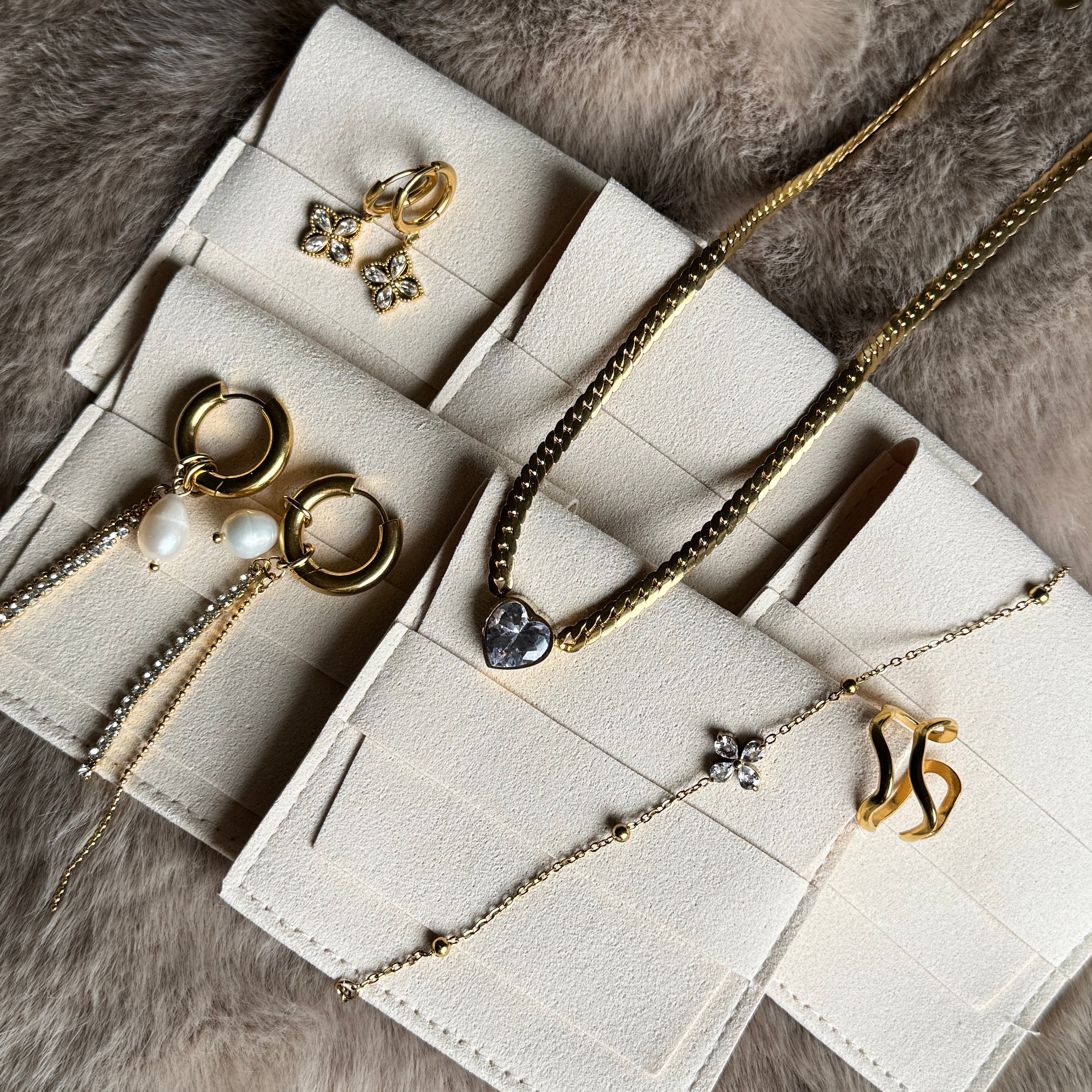 Mystery Box – Schmuck Überraschungsbox (Small | Medium | Large | Xtra Large)