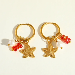 Coral Star – Edelstahl Creolen mit Seestern & Perlen-Details