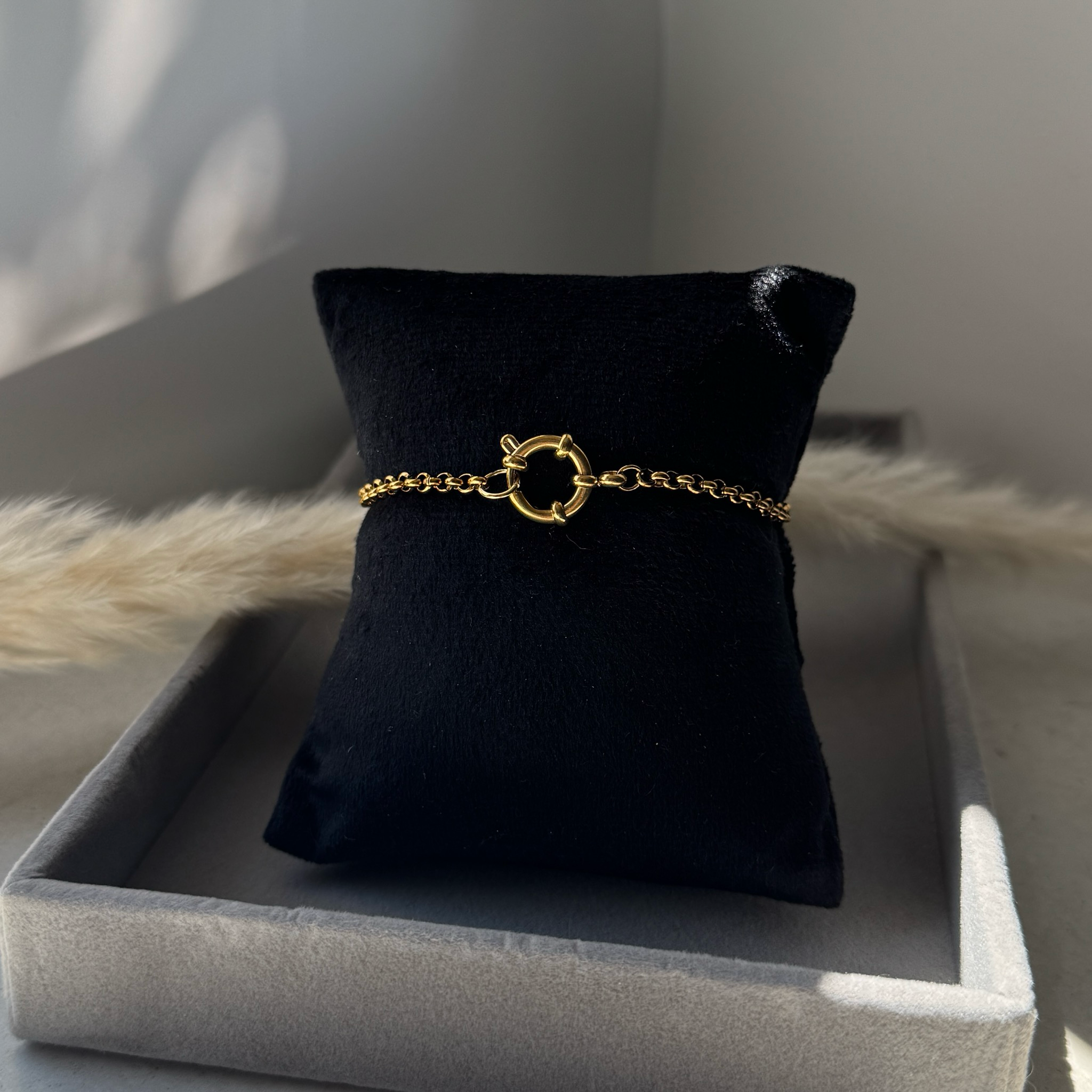 Delicate Shine Bracelet – Feine Charm-Basis aus Edelstahl | Gold