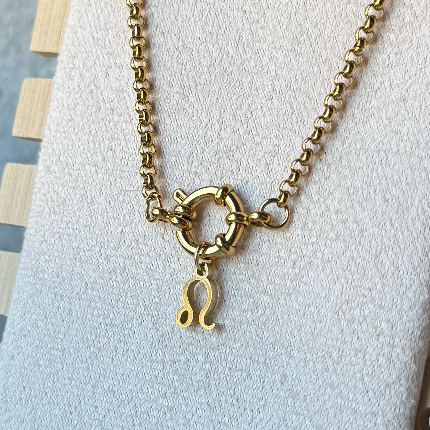 Zodiac Soul – Sternzeichen-Charm aus Edelstahl | Gold