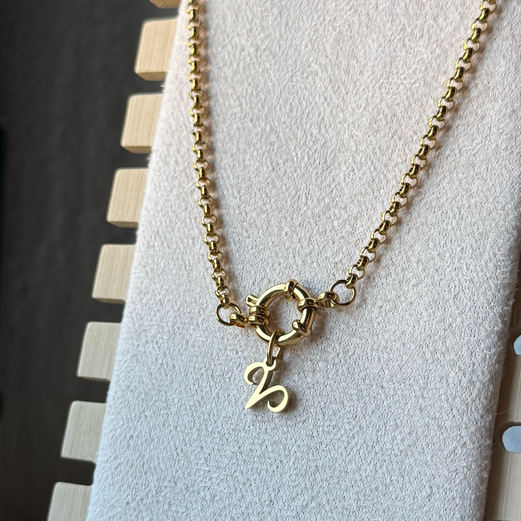 Zodiac Soul – Sternzeichen-Charm aus Edelstahl | Gold