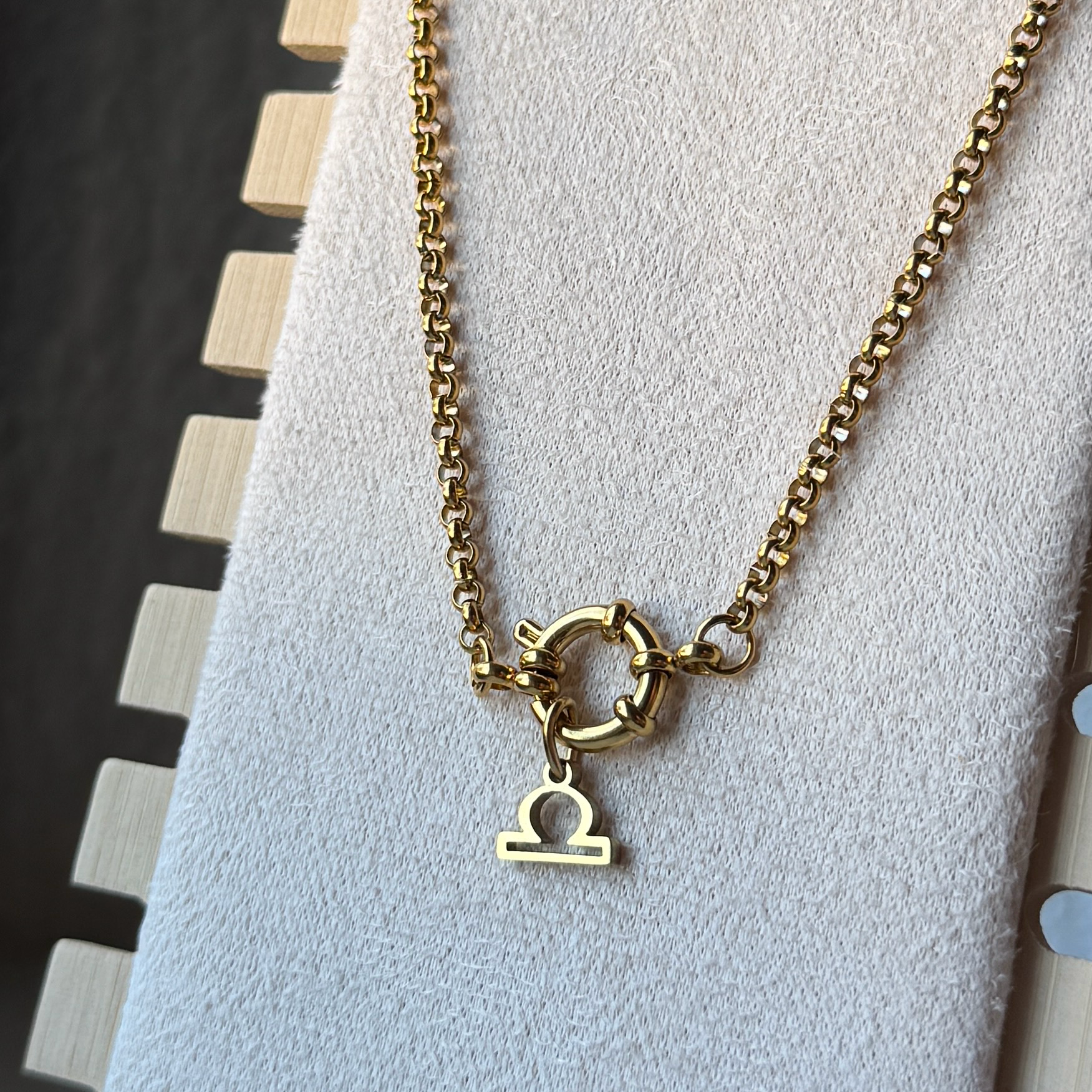 Zodiac Soul – Sternzeichen-Charm aus Edelstahl | Gold