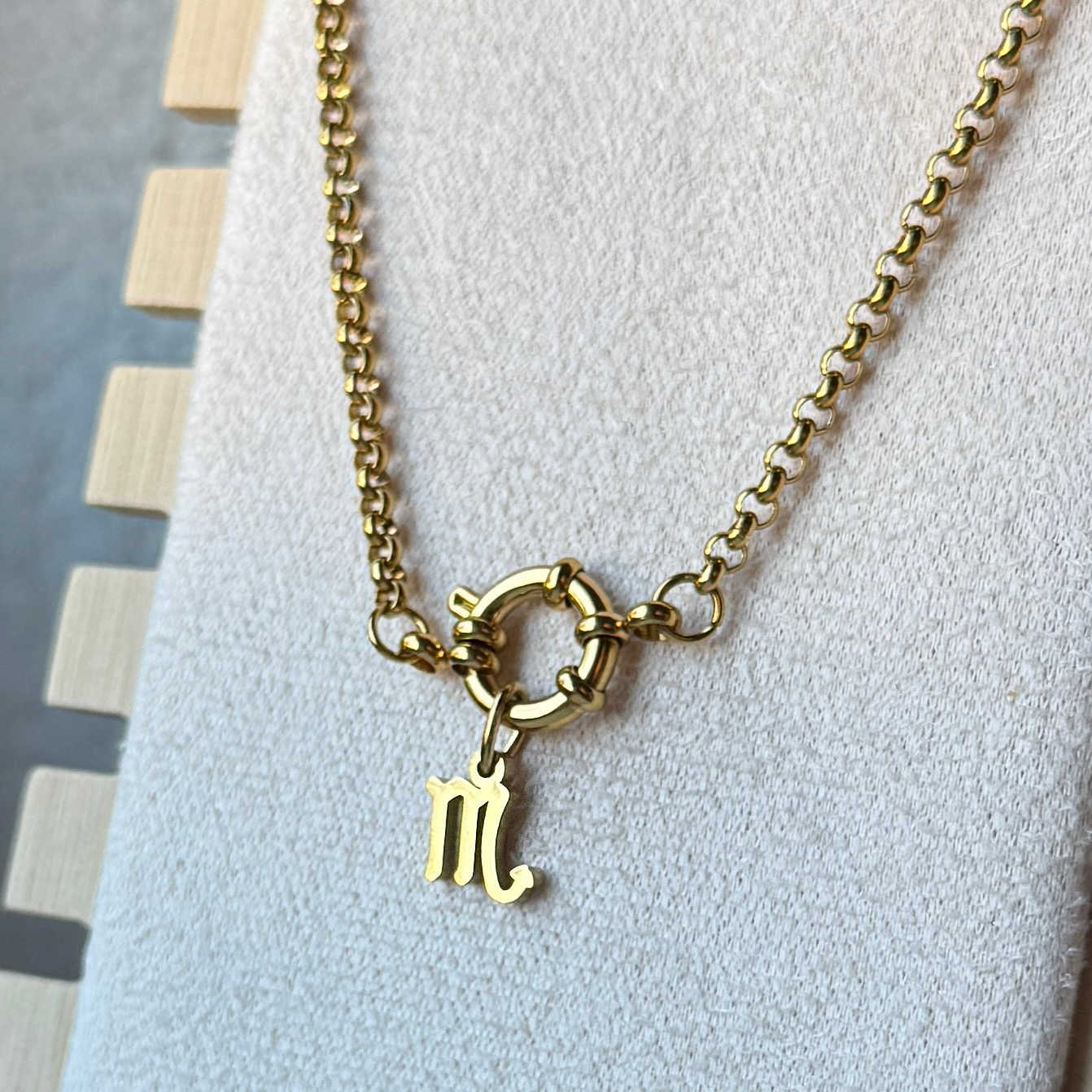 Zodiac Soul – Sternzeichen-Charm aus Edelstahl | Gold