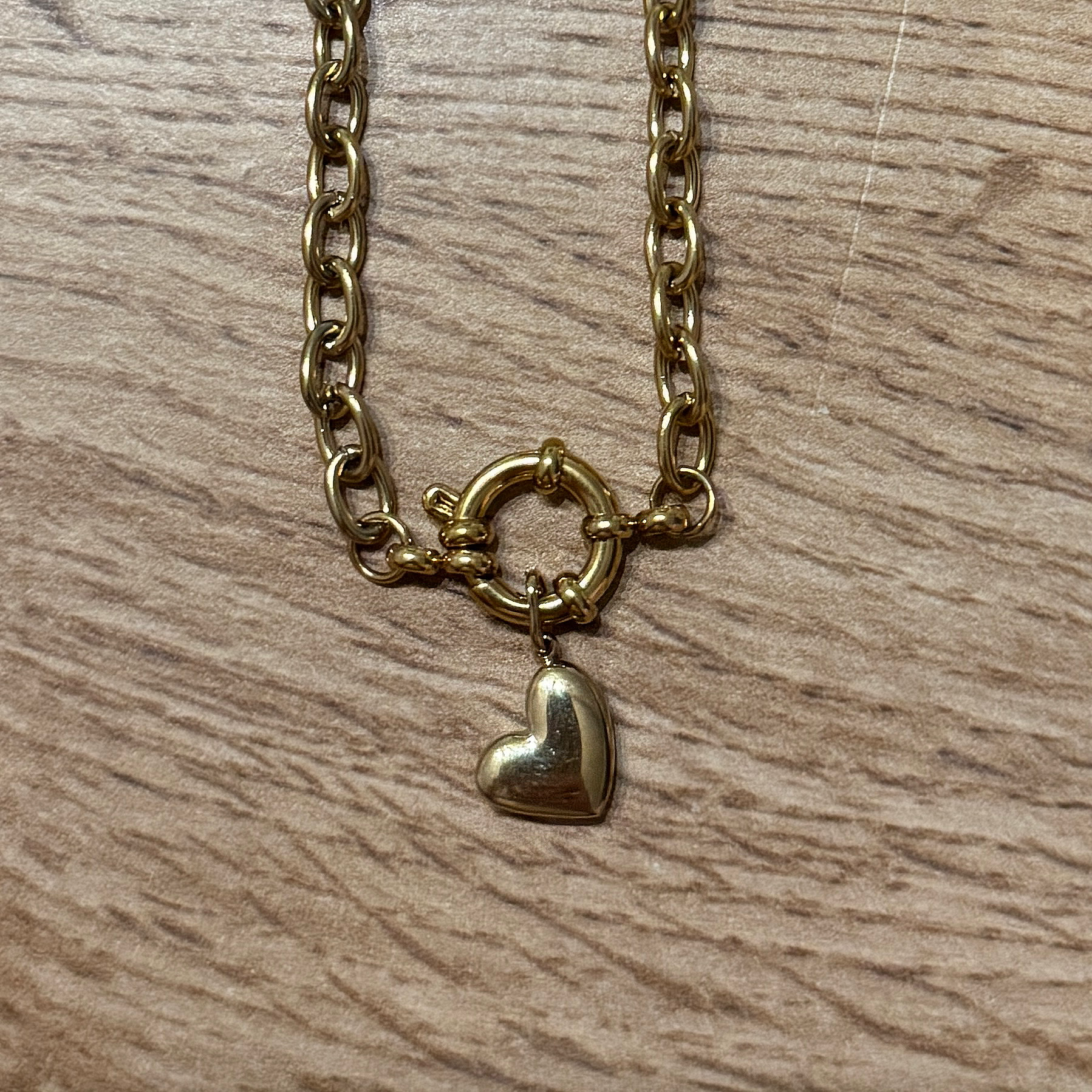 Pure Heart – klassischer Herz-Charm aus Edelstahl | Gold