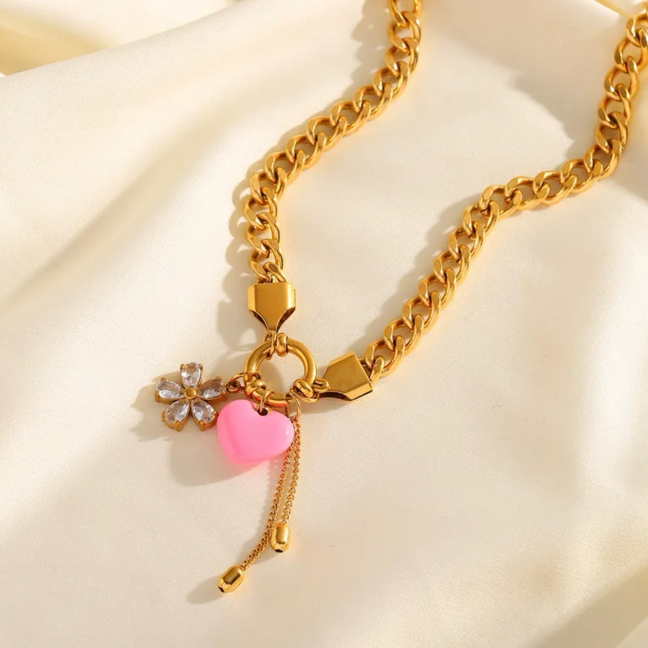 Rosalie – Edelstahl Halskette & Armband mit Herz & Blütenanhänger
